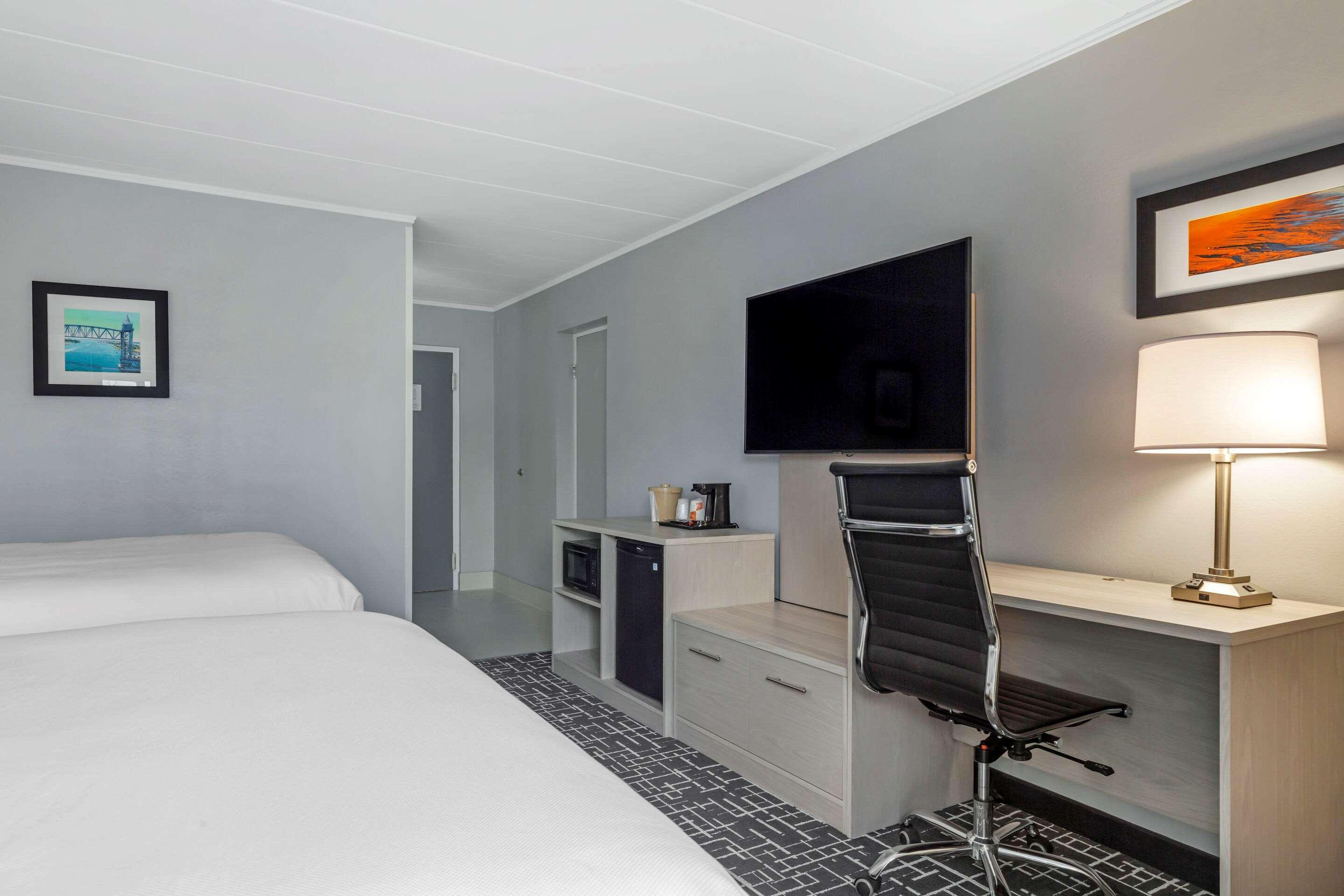 Comfort Inn Hyannis - Cape Cod Εξωτερικό φωτογραφία